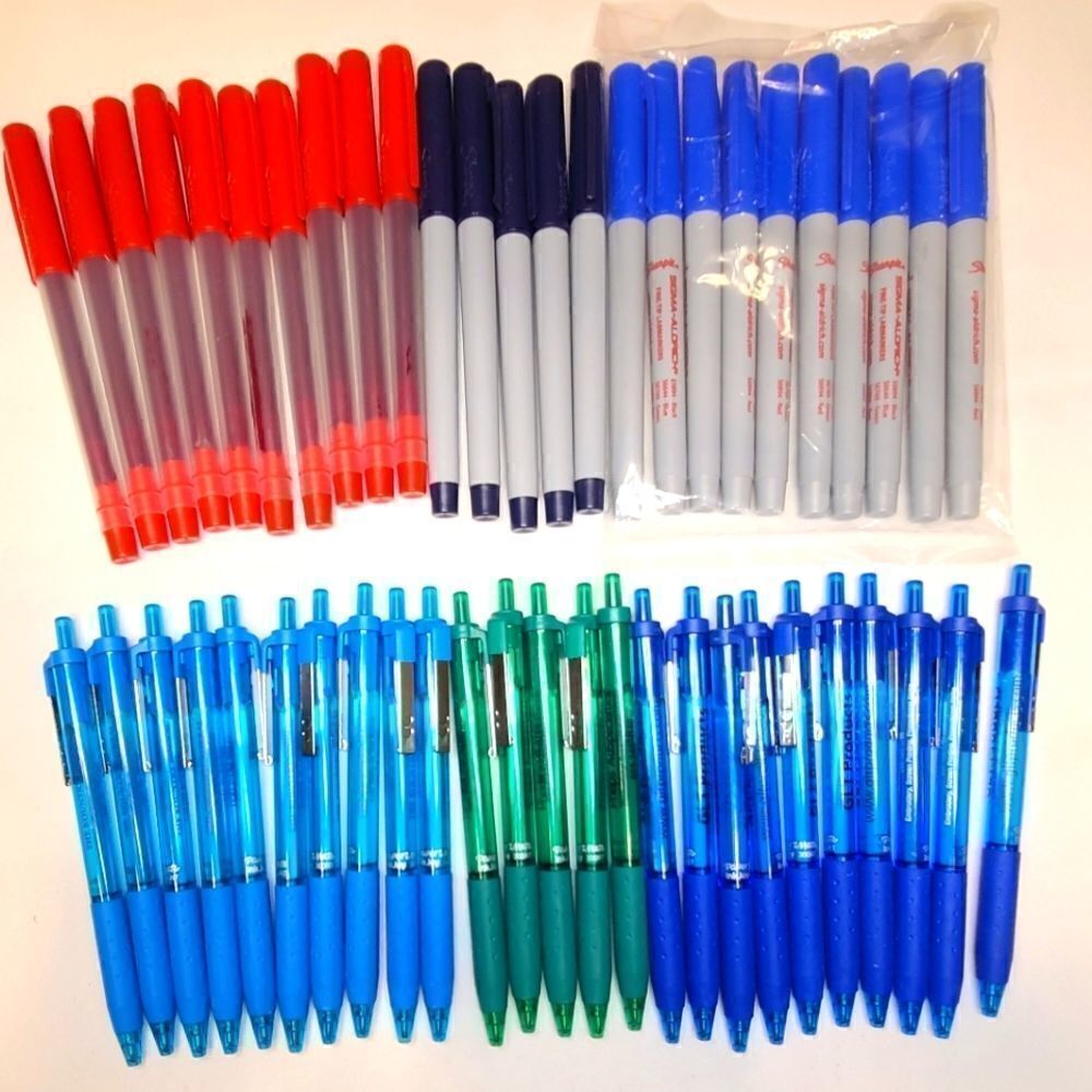 Lot of Papermate InkJoy 300RT Retractable Ballpoint Pens and Sharpie Mar…